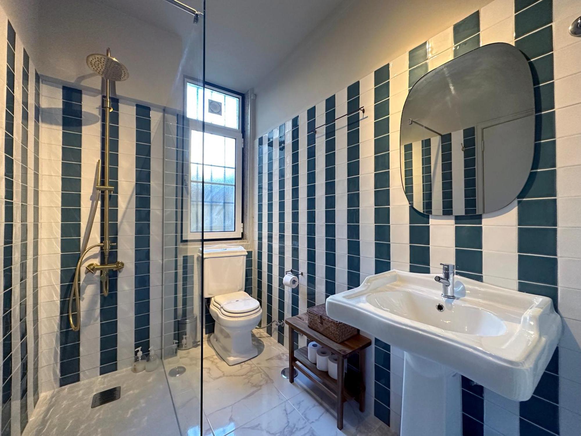 The Traditional Arts Memoir, Downtown Flat With Balcony And Comfort Lisbona Esterno foto