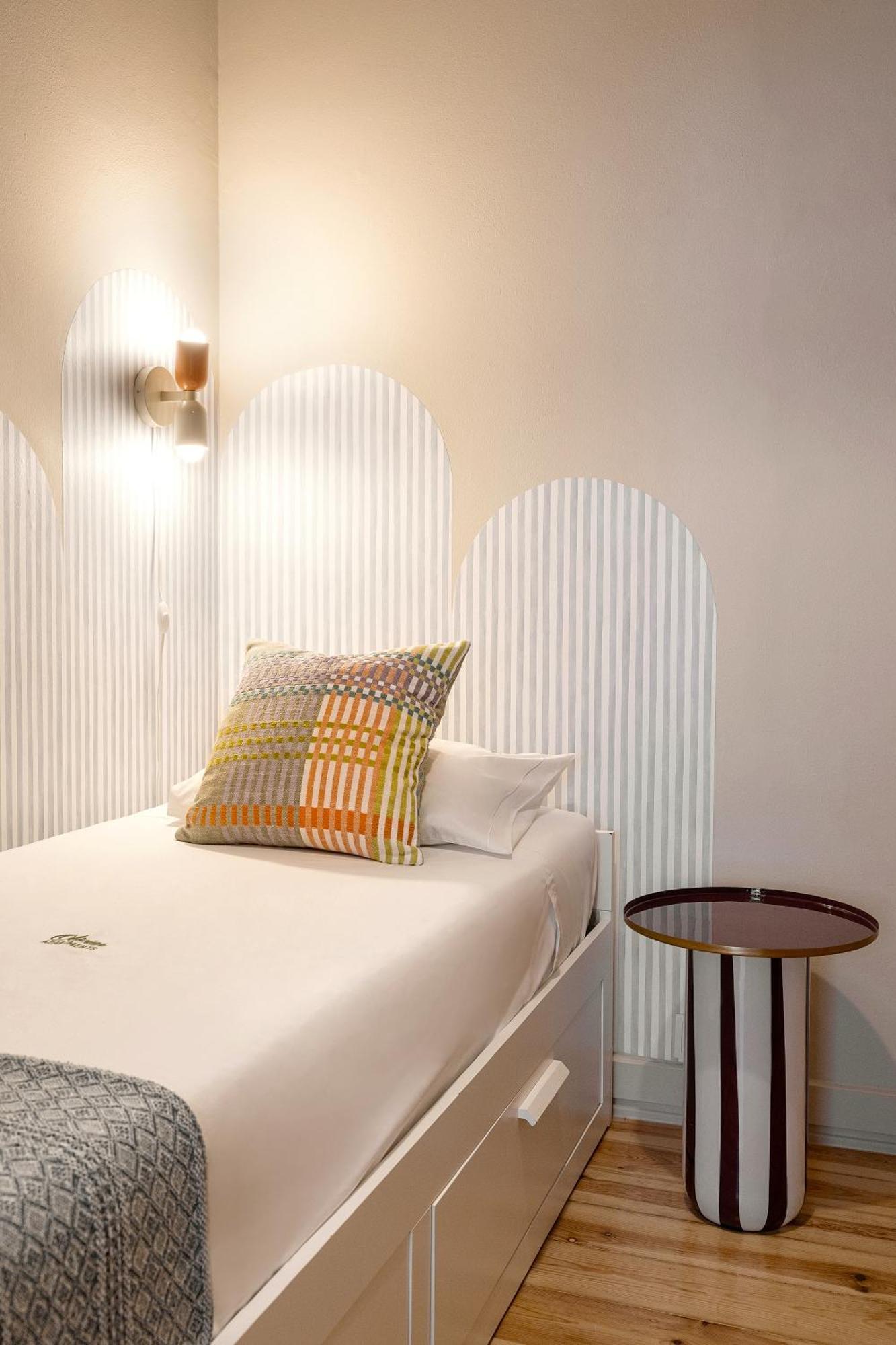 The Traditional Arts Memoir, Downtown Flat With Balcony And Comfort Lisbona Esterno foto