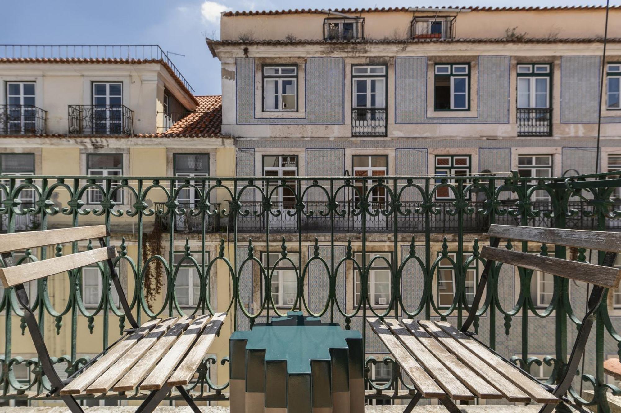 The Traditional Arts Memoir, Downtown Flat With Balcony And Comfort Lisbona Esterno foto