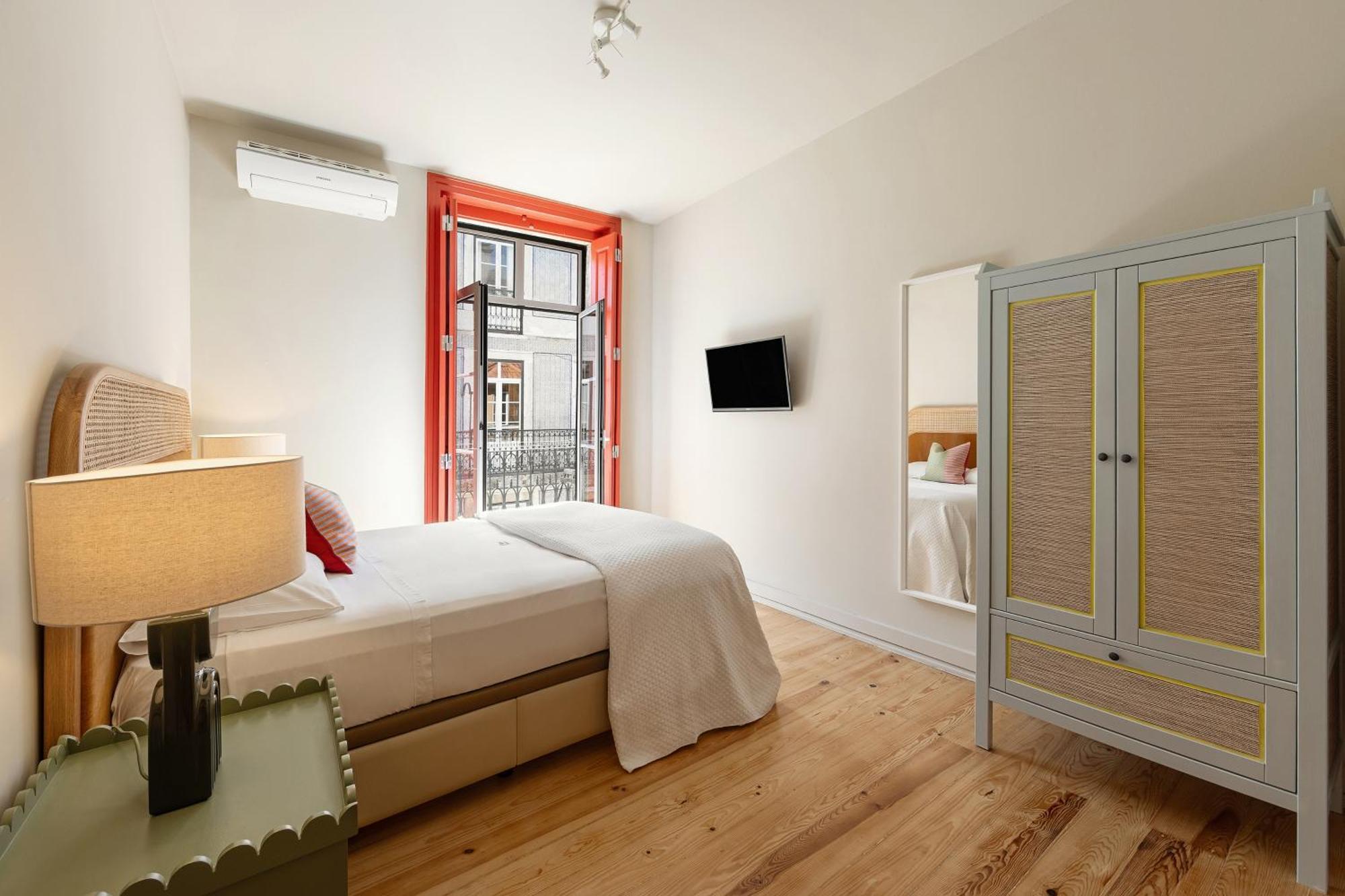The Traditional Arts Memoir, Downtown Flat With Balcony And Comfort Lisbona Esterno foto